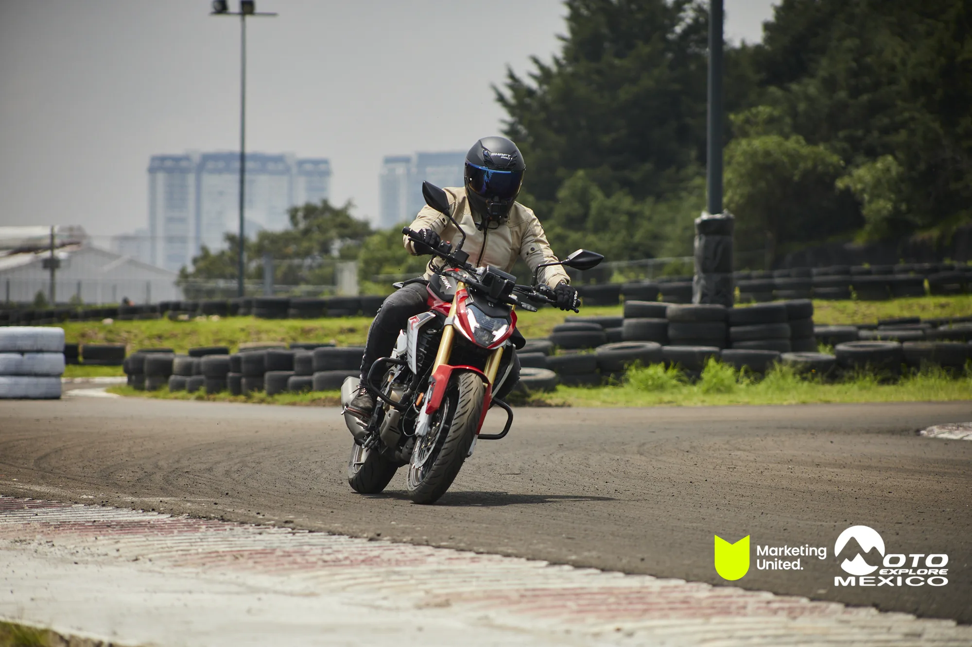 HUNK TRACKDAY 388